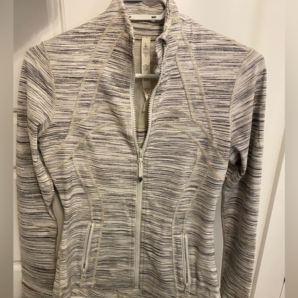 Lululemon sweater